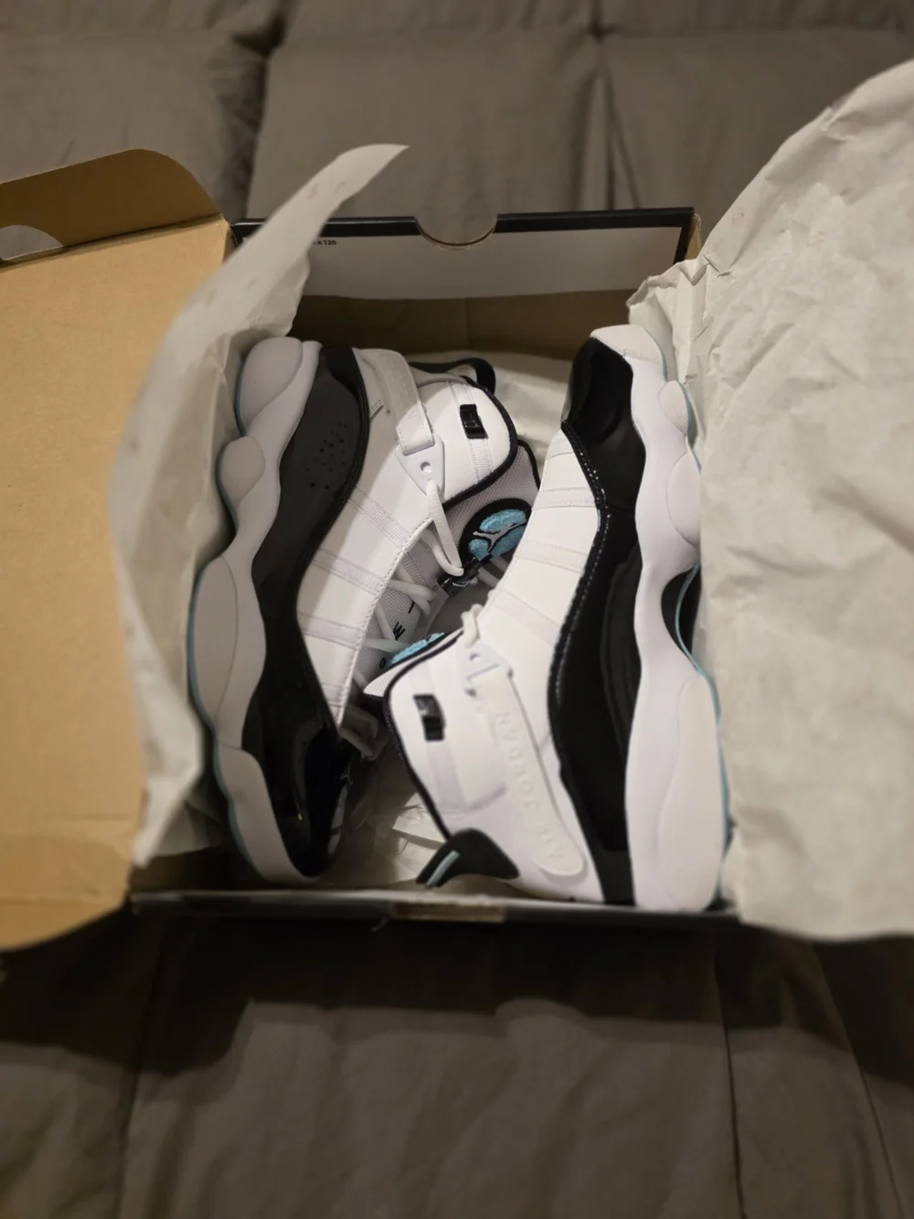Jordan men sneakers